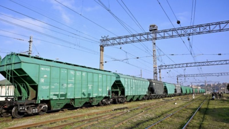 Rusiyadan Azərbaycandan keçməklə göndərilən taxıl yüklü vaqonlar Ermənistana çatıb