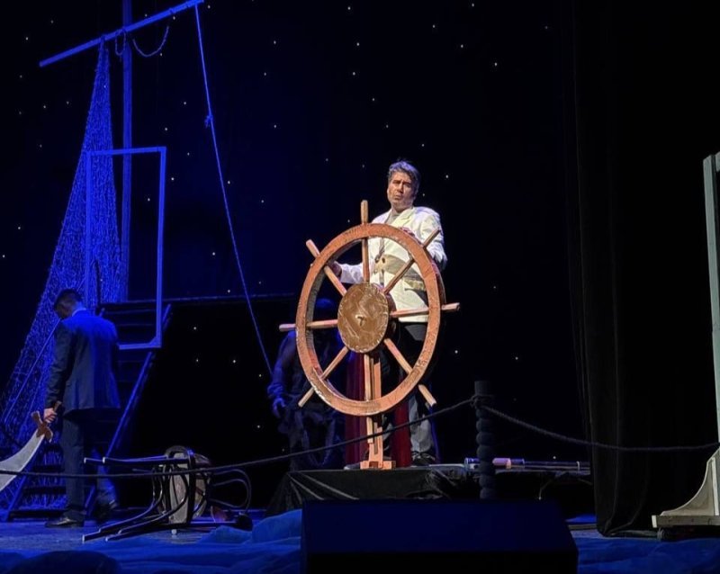 “Simurq quşu” tamaşası Bakı tamaşaçılarının böyük marağına səbəb olub -