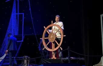 “Simurq quşu” tamaşası Bakı tamaşaçılarının böyük marağına səbəb olub -