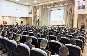 "Strateji araşdırmalar və dövlət müdafiəsini idarəetmə akademik kursu"nun buraxılış mərasimi keçirilib -