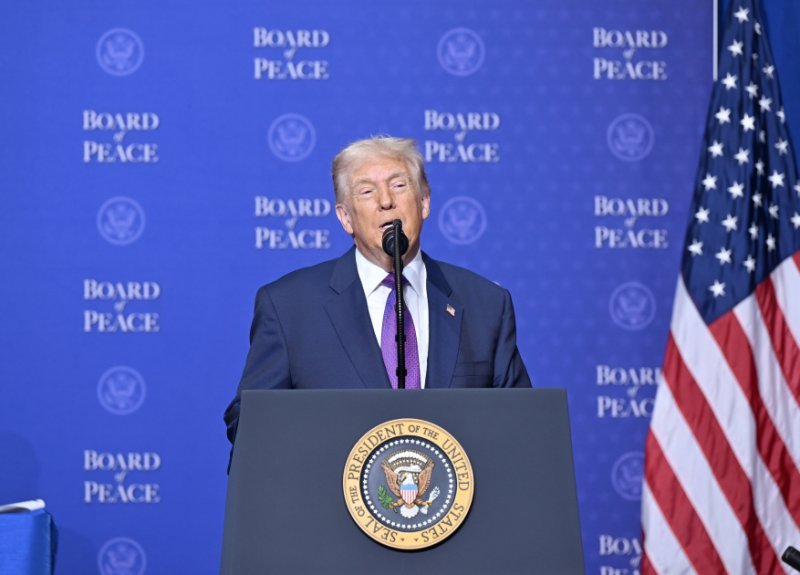 Tramp Sülh Şurasının iclasında: Biz çox yaxşı iş gördük