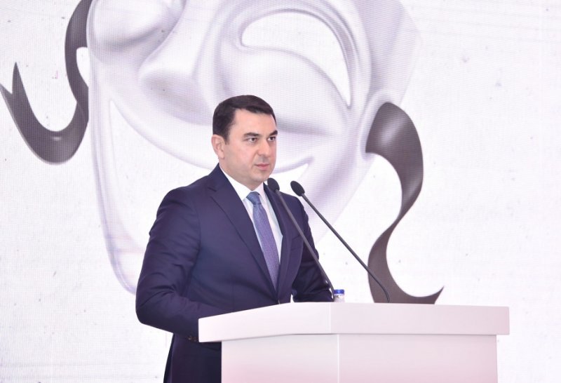 Adil Kərimli: Bir neçə incəsənət sahəsi üzrə yeni dərsliklər hazırlanır