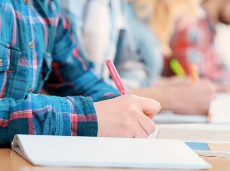 Ali və orta ixtisas məktəblərinə sənəd qəbulu bu həftə yekunlaşır