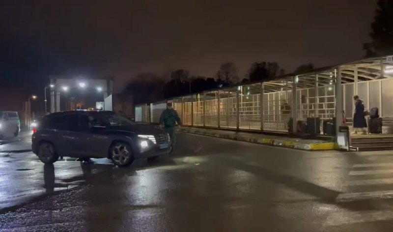 Almaniya və İspaniya diplomatları Azərbaycan vasitəsilə İrandan təxliyə olunub