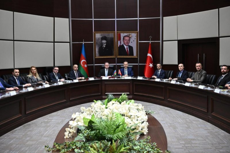Azərbaycan və Türkiyə arasında müdafiə sənayesi sahəsi daha da genişləndiriləcək