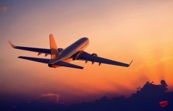 Azərbaycanda hava nəqliyyatı ilə sərnişin daşımaları artıb