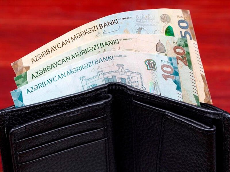 Azərbaycanda orta aylıq əməkhaqqı 4 %-ə yaxın artıb