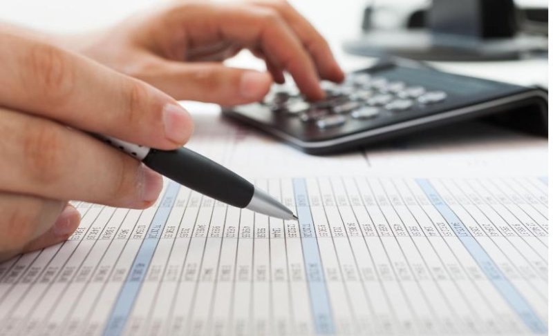 Azərbaycanın cari əməliyyatlar balansının profisiti 25 % azalıb