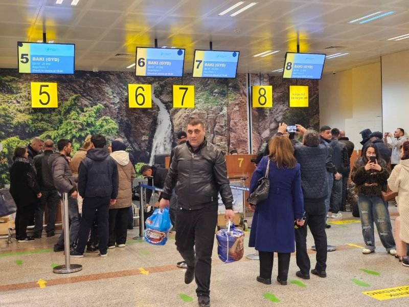 Bakı-Naxçıvan-Bakı təyyarə reysləri bərpa edilib -