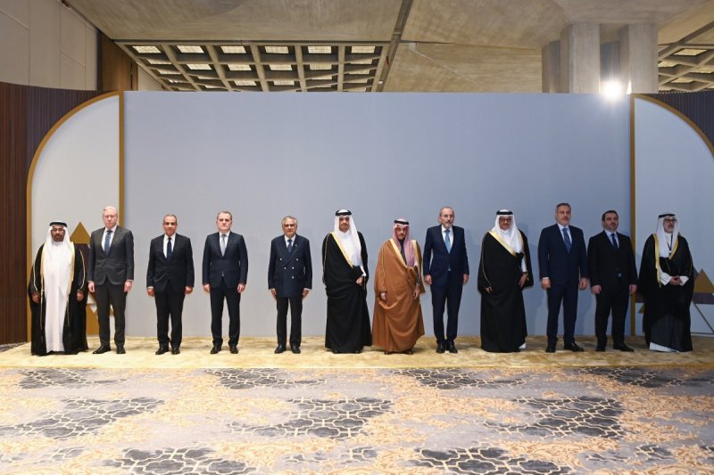 Ceyhun Bayramov Ər-Riyadda keçirilən görüşdə iştirak edib