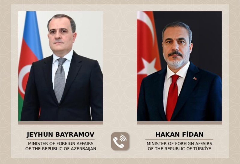 Ceyhun Bayramov ilə Hakan Fidan arasında telefon danışığı olub