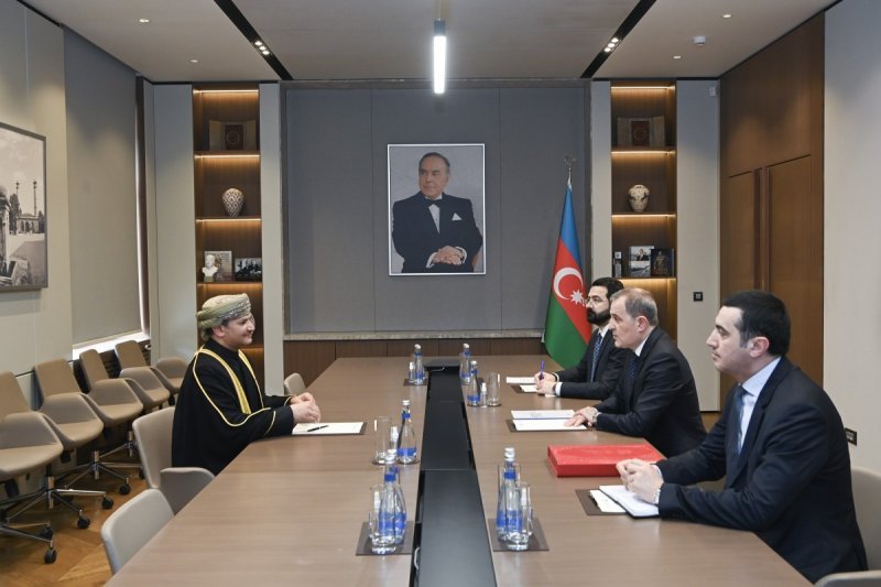 Ceyhun Bayramov Omanın qeyri-rezident səfirini qəbul edib