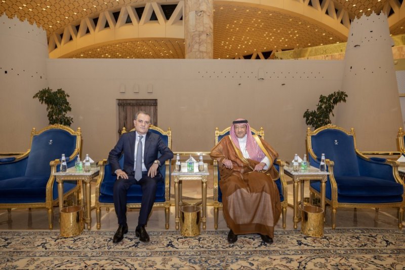 Ceyhun Bayramov Səudiyyə Ərəbistanının paytaxtı Ər-Riyada səfər edib