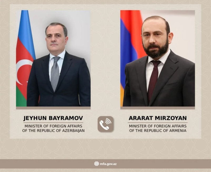 Ceyhun Bayramovla Ararat Mirzoyan arasında telefon danışığı olub