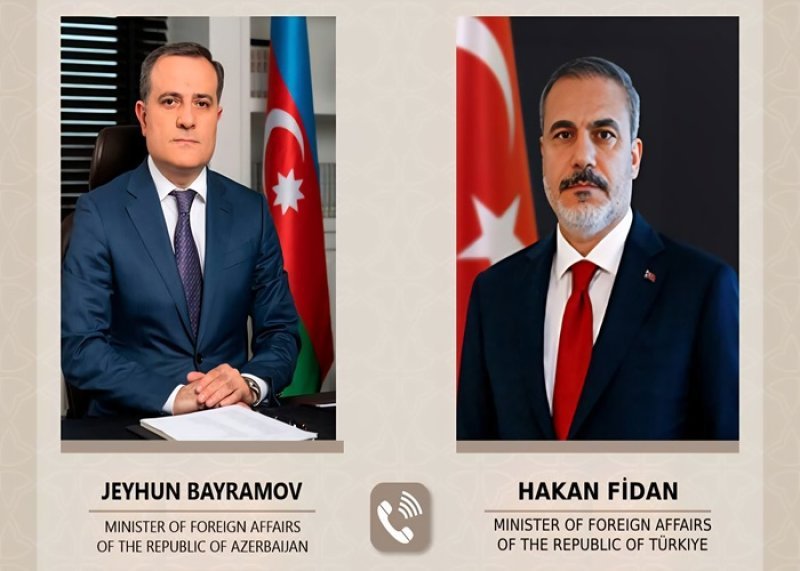 Ceyhun Bayramovla Hakan Fidan arasında telefon danışığı aparılıb