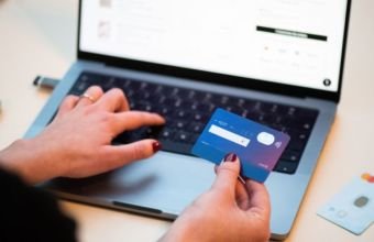 Dövlət Agentliyi sosial şəbəkələrdə alış-verişlə bağlı xəbərdarlıq edib