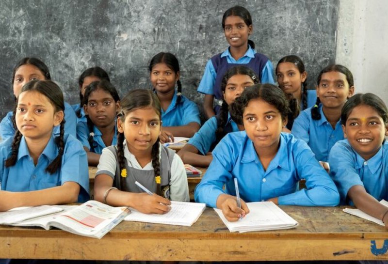 Dünyada məktəbə getməyən uşaqların sayı artır