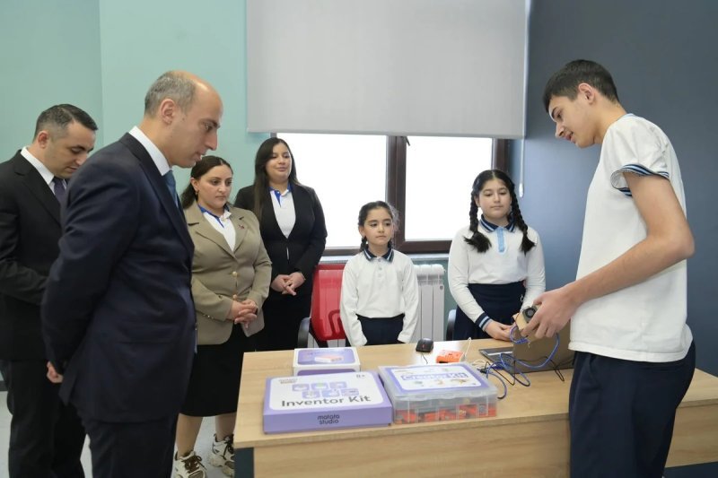 Emin Əmrullayev Şuşada tədris prosesini izləyib -