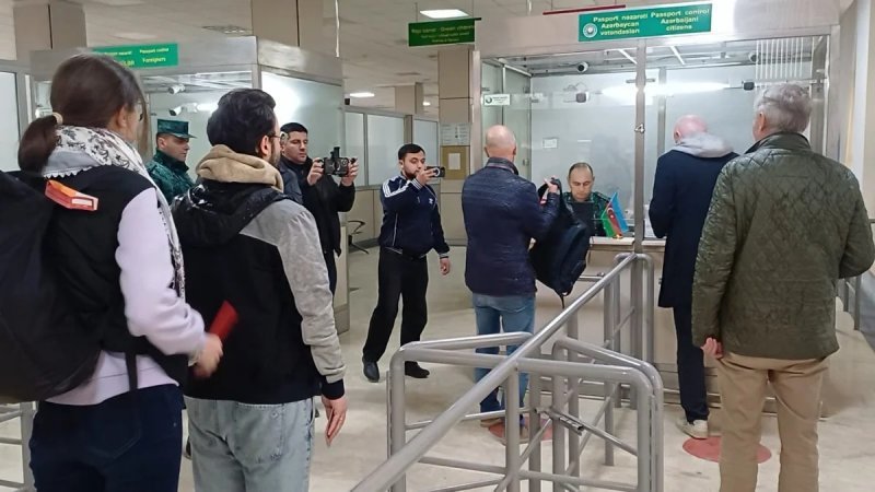 Gün ərzində İrandan Azərbaycan sərhədi vasitəsilə 76 nəfər təxliyə olunub