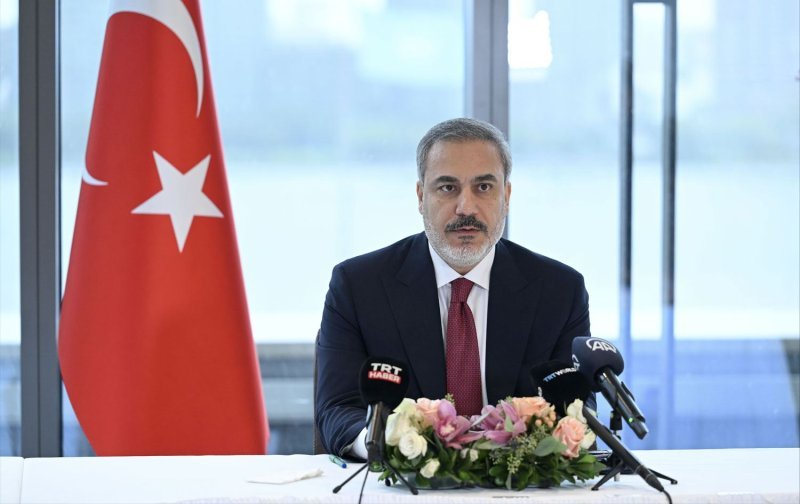 Hakan Fidan: Naxçıvana uçuşlar müvəqqəti olaraq İğdır hava limanına təşkil olunacaq