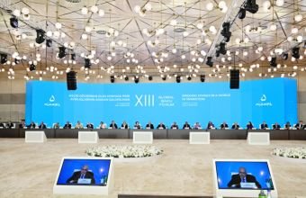 İlham Əliyev: Neftin qeyri-tarazlı bu qiymətləri onu hasil edən ölkələrin xeyrinə deyil