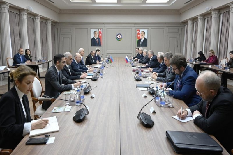 İqtisadi əməkdaşlıq üzrə Rusiya-Azərbaycan Hökumətlərarası Komissiyasının həmsədrləri görüşüb