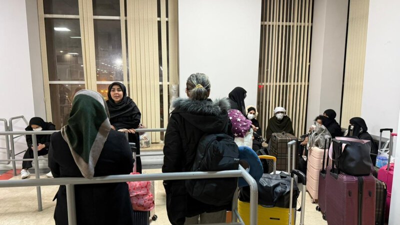 İrandan 9 xarici ölkə vətəndaşı Azərbaycana təxliyə olunub