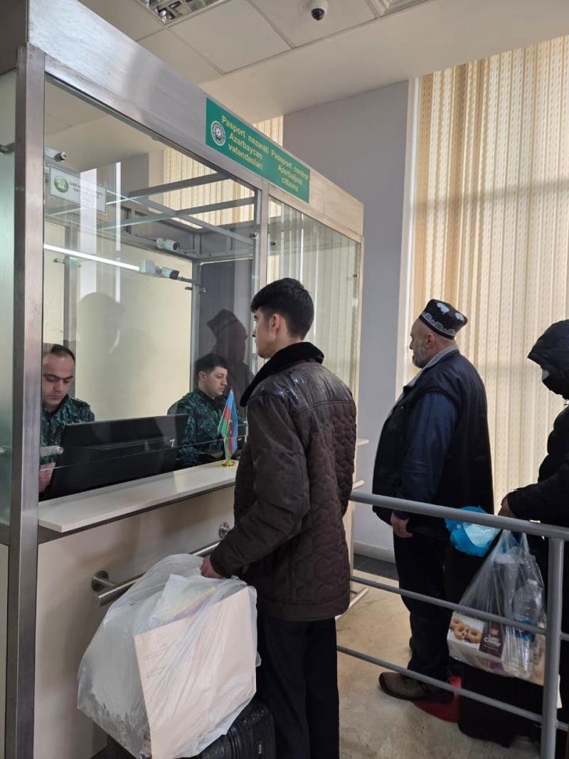 İrandan Azərbaycana 53 vətəndaşımız, 31 əcnəbi təxliyə edilib