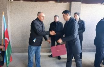 Köç karvanları Ağdərəyə çatıb, mənzillərin açarları təqdim olunub