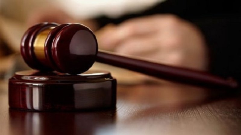 Məhkəmə hansı şəxslərə tibbi xarakterli məcburi tədbirlər təyin edir? -