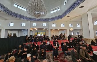 Naxçıvan məscidlərində bayram namazı qılınıb  -