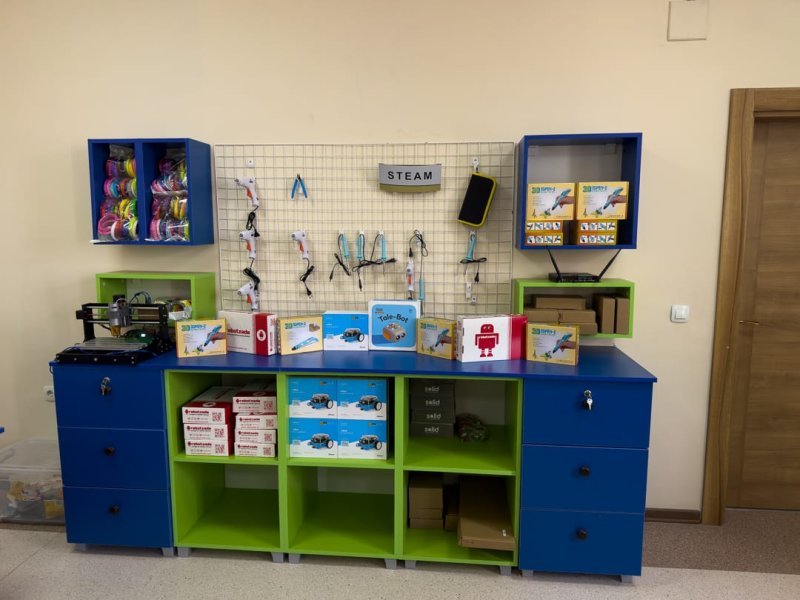 Naxçıvan şəhərinin ümumtəhsil müəssisələrində  17 yeni STEAM otağı yaradılıb -