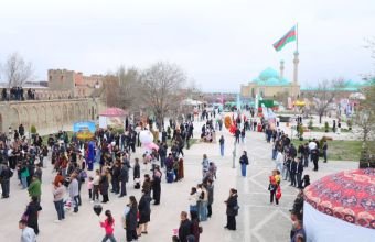 Naxçıvanda Bahar festivalı davam edir -
