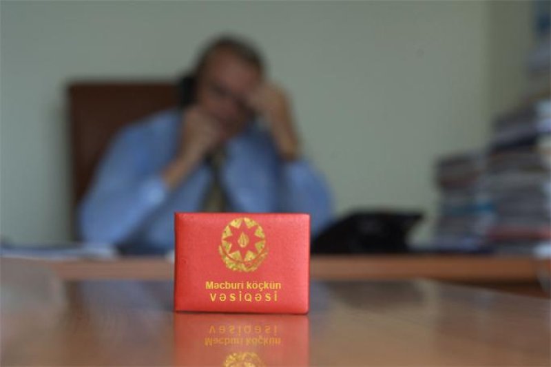 Ötən il 16,6 min şəxsə məcburi köçkün vəsiqəsi verilib