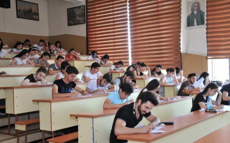 Ötən il universitetlərə imtahansız qəbul olunanların sayı açıqlanıb