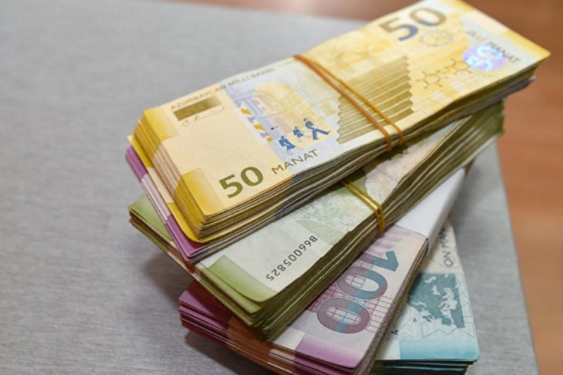 Ötən ildə orta aylıq nominal əməkhaqqı 9,3 % artıb