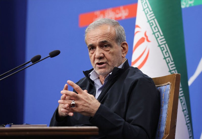 Pezeşkian Hörmüz boğazının hansı ölkələr üçün bağlandığını açıqlayıb