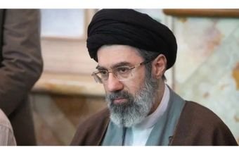 Pit Heqset Müctəba Xameneinin ilk bəyanatını tənqid edib