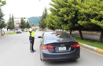 Qayda pozan sürücülərə protokol verilməsi ilə bağlı yeni qayda