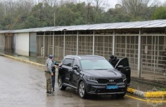 Qazaxıstanın üç diplomatı Azərbaycan vasitəsilə İrandan təxliyə edilib