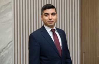 Rəqəmsal inkişaf və nəqliyyat nazirinə yeni müavin təyin edilib