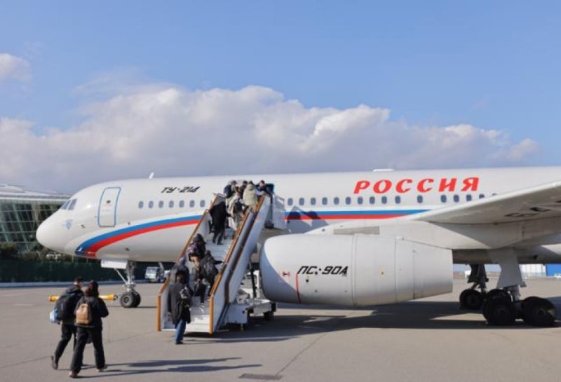 Rusiya FHN-in təyyarəsi Rusiya vətəndaşlarını Azərbaycandan təxliyə edir