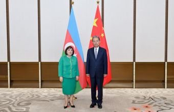 Sahibə Qafarova Cao Lıci ilə görüşüb