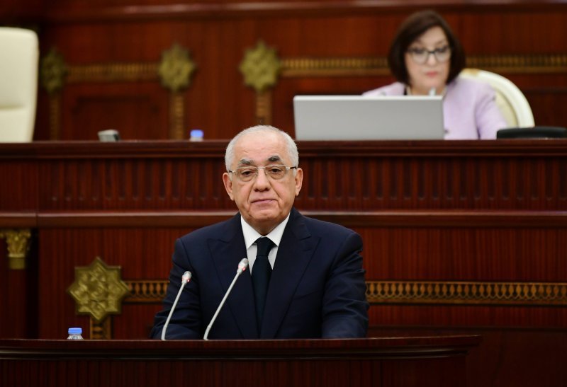 Son bir ildə deputatlar Nazirlər Kabinetinə 124 müraciət ünvanlayıb