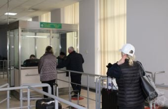 Son iki saatda İrandan Azərbaycana daha 13 nəfər təxliyə olunub