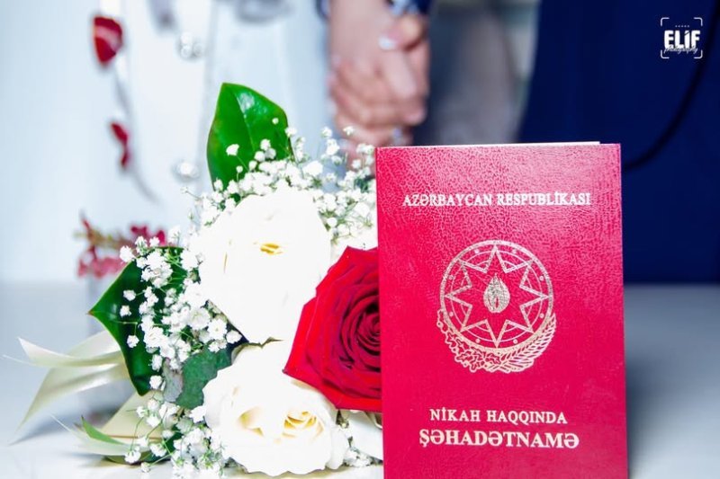 Yanvarda nikah və boşanmaların sayı azalıb