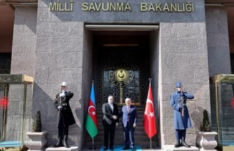 Yaşar Gülər Vüqar Mustafayevi qəbul edib