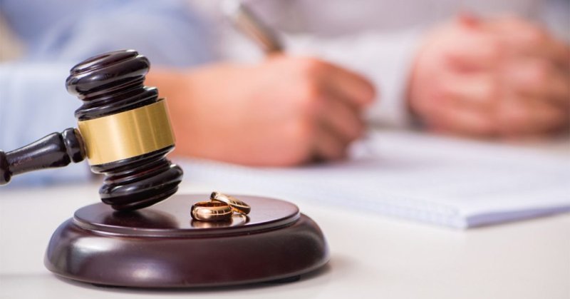 Alimentə görə hansı hallarda mənəvi zərər tutula biləcəyi açıqlanıb