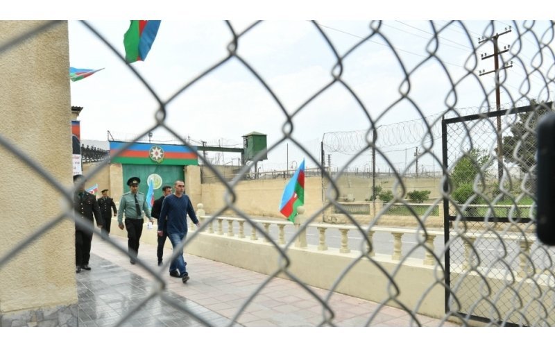 Amnistiya aktı ədliyyə orqanları üzrə neçə şəxsə şamil edilib?