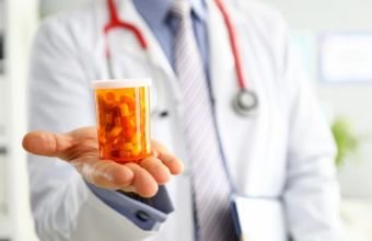 Azərbaycanda nadir xəstəlikdən əziyyət çəkən şəxslərə verilən dərmanların sayı artırılıb